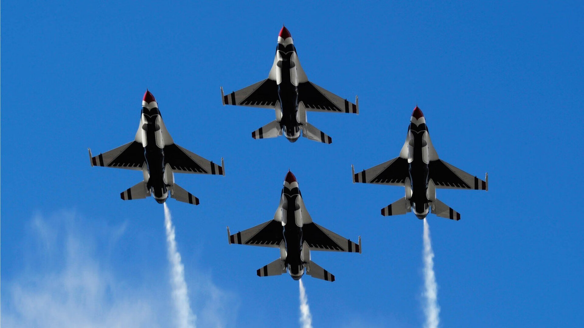 fb体育官网-西班牙队在比赛中展现冠军相貌，稳操胜券，西班牙队员2021